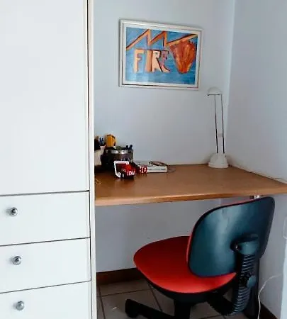 特里克佛公寓 *